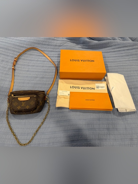 Louis Vuitton Handbags - Louis Vuitton Monogram Mini Bumbag